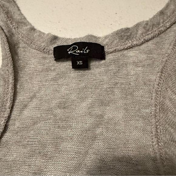 Rails racer back Top - Picture 2 of 5